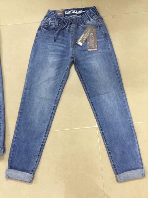 Quần jeans lưng thun