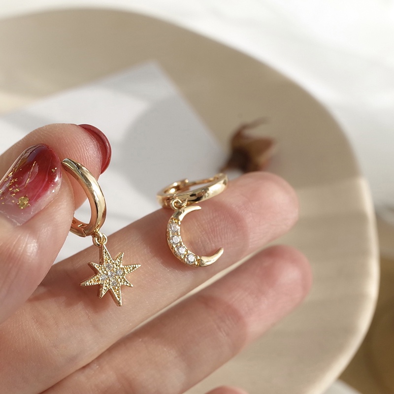 Khuyên Tai Nữ Trang Tạo Hình Độc Đáo