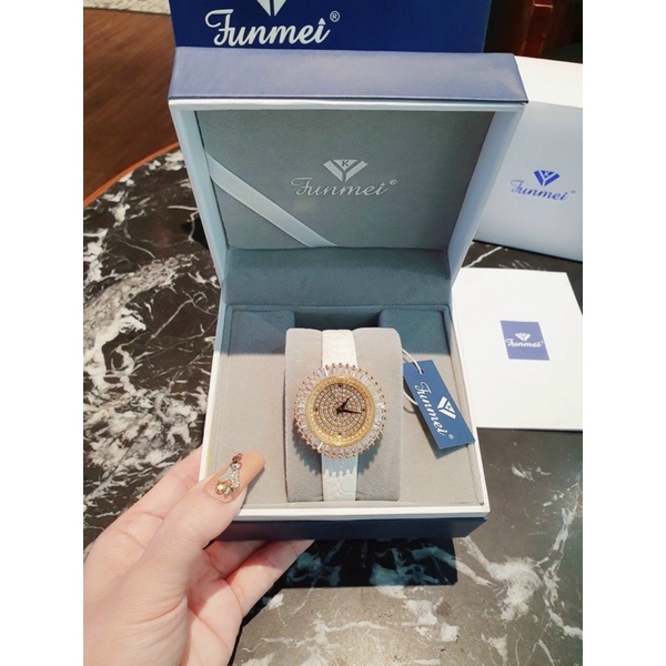 Đồng hồ nữ FUNMEI dây da chính hãng máy Nhật Miyota đính đá swarovski chắc chắn full box thẻ bảo hành 12 tháng