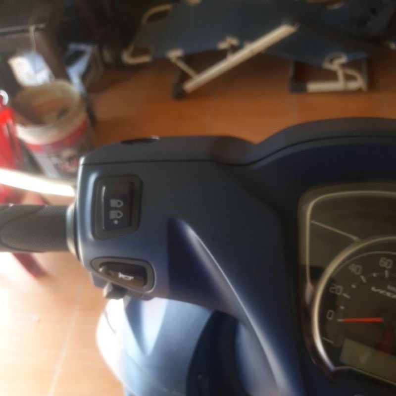 Công tắc tắt đèn pha xe máy dòng xe Honda