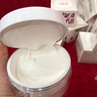 Kem dưỡng toàn thân body skii ( thanh lý )