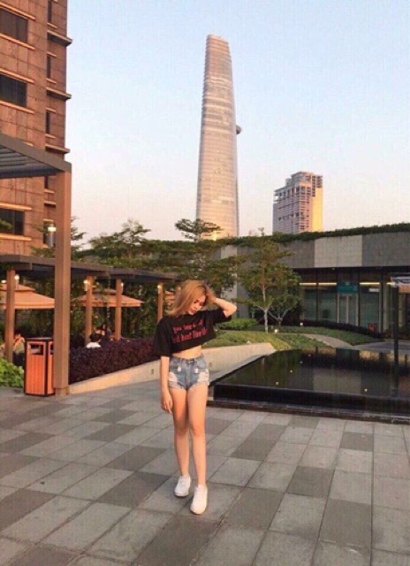 Áo phong thun croptop kiểu hót chữ hót nhất (kèm ảnh thật)( chữ đỏ)