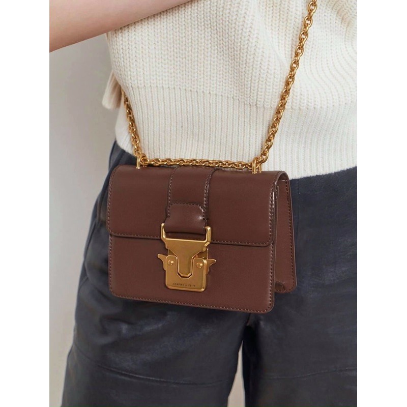 Túi mẫu mới màu nâu bò size 18cm