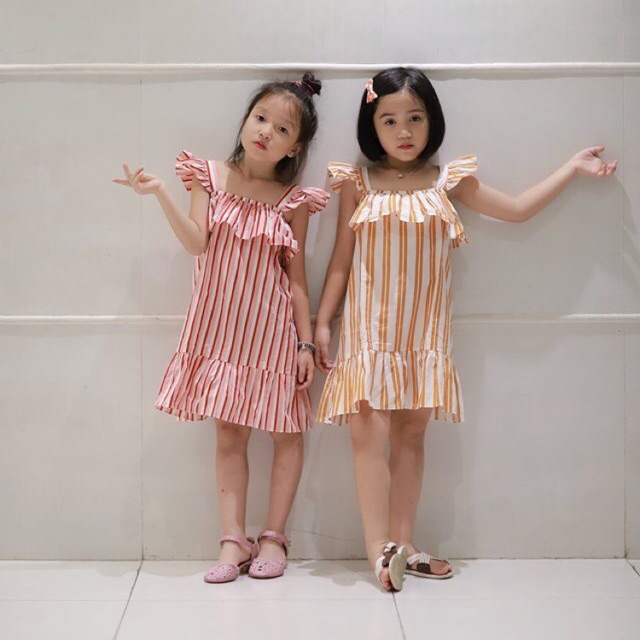 combo váy vải Hàn cho bé