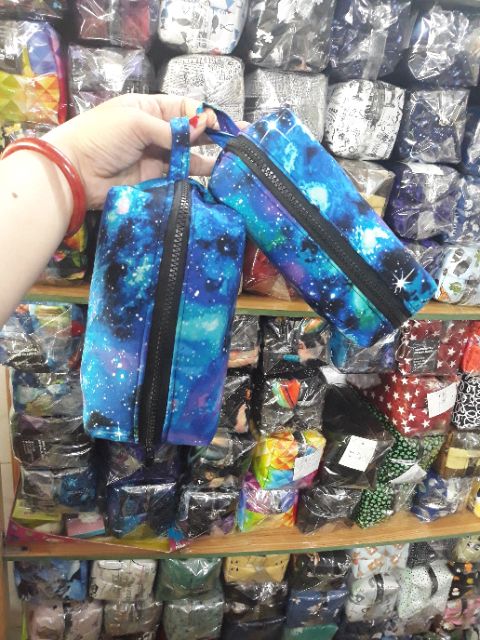 Túi bút bigsize galaxy tím xanh