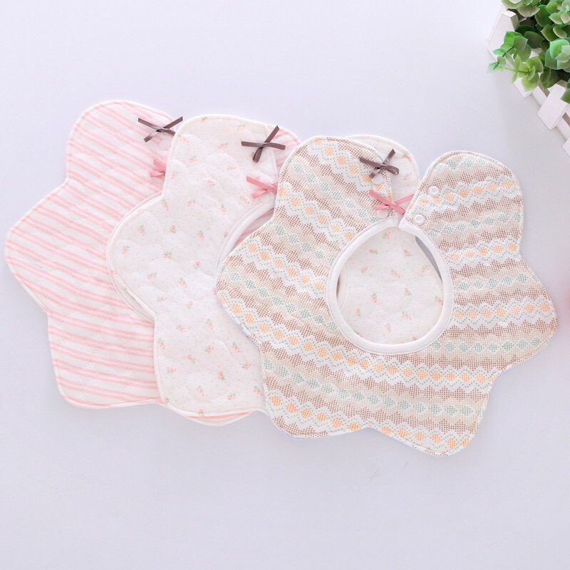 Yếm tròn xoay 360 độ chất liệu cotton siêu mềm mịn thấm hút tốt hình cánh sao nút bấm phía sau cho bé trai bé gái - 𝐘𝟔𝟏