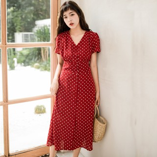 Váy chấm bi màu đỏ cổ V ( Order)