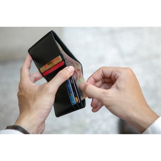 Ví đứng Dim Classic Wallet