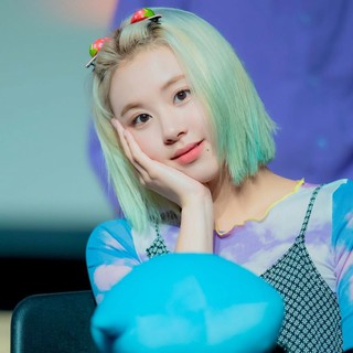 Poster Chaeyoung - in theo yêu cầu Kpop, TWICE