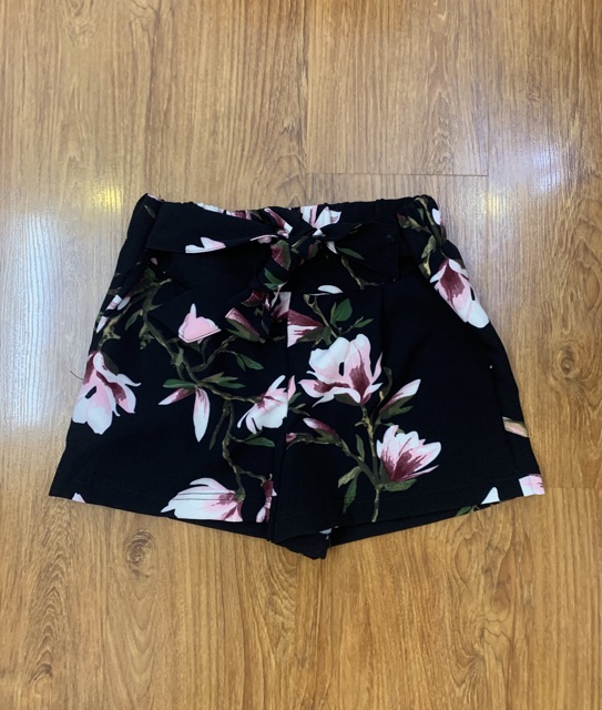 Quần short Like An Angel