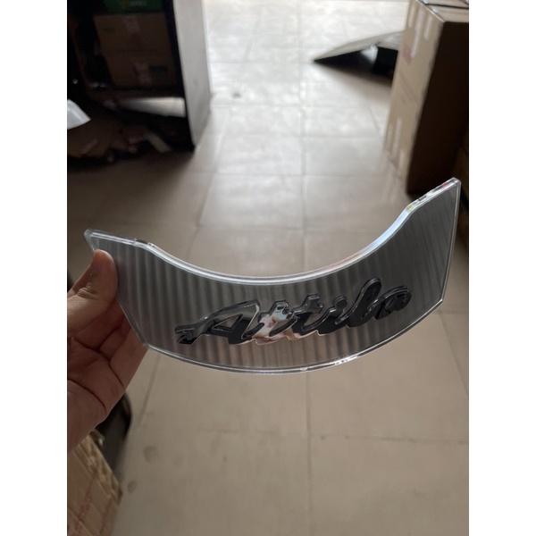 Đề can nắp tay lái trước xe Attila Victoria chân bấm