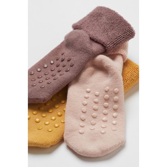 Tất chống trơn cho bé chính hãng