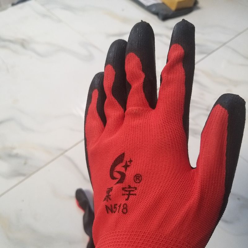 Găng tay bảo hộ lao động tráng nhựa đen