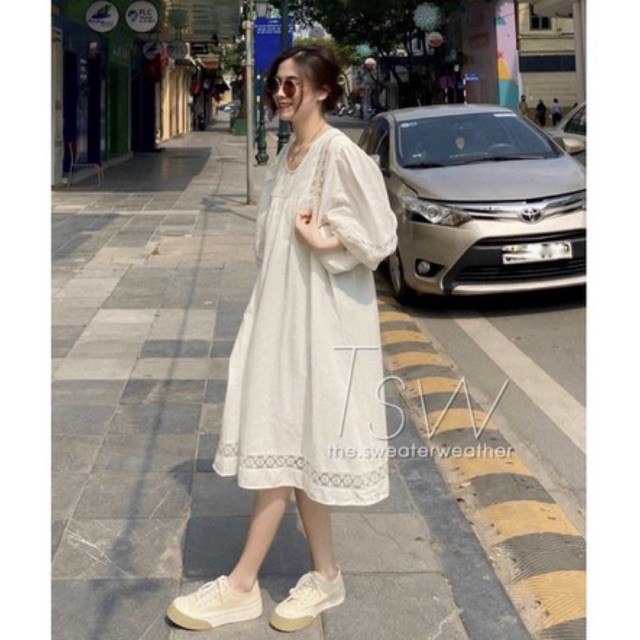 đầm suông viền ren