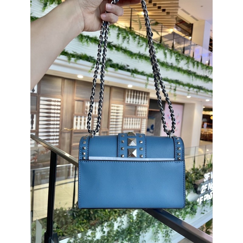 Túi Michael Kors đinh tán nhỏ xinh