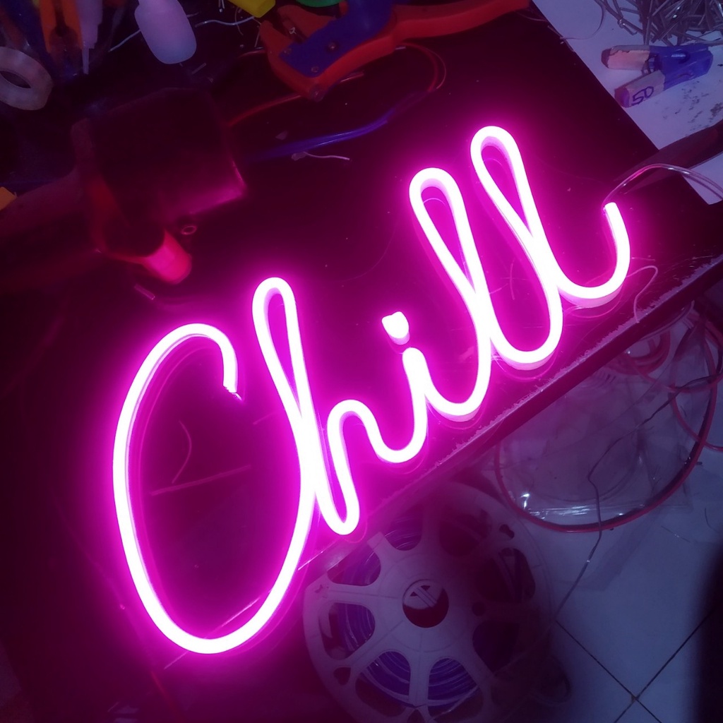 Đèn neon chữ Chill trang trí | 8432