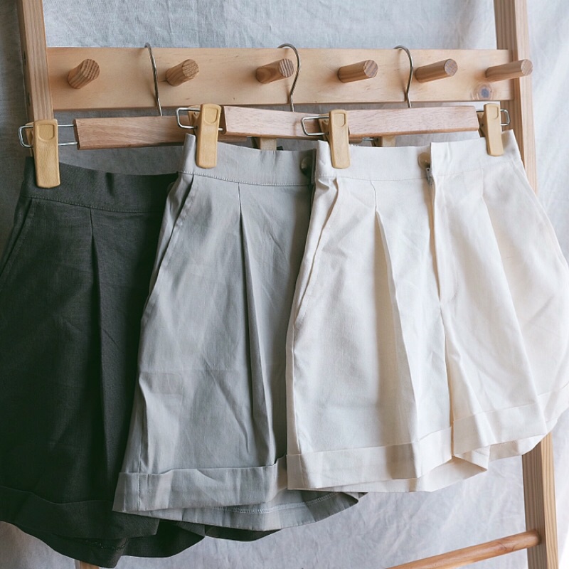 Quần short linen gập gấu by Góc của Lam