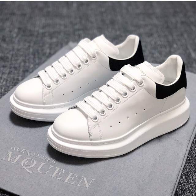 Alexander McQueen - Cam kết chất lượng