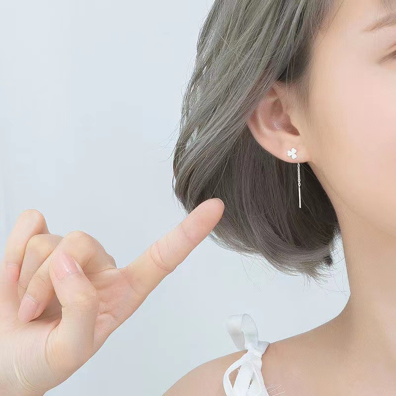 Bông tai cỏ 3 lá may mắn thả dài hoa tai nữ kiểu mới 2022