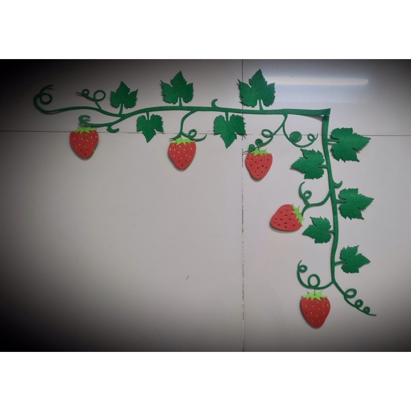 Dây hoa vải nỉ trang trí lớp