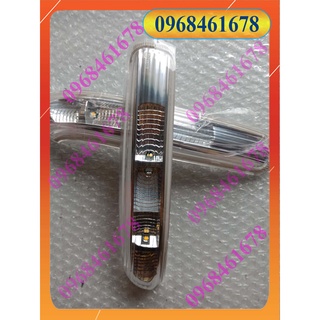 ĐÈN XI NHAN GƯƠNG CAPTIVA