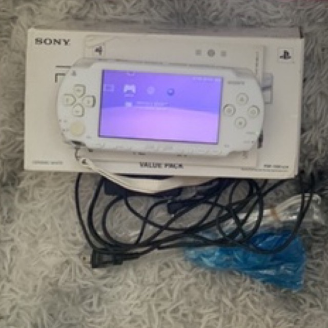 Máy chơi game Psp 1000/2000/3000 (thẻ nhớ 32GB)