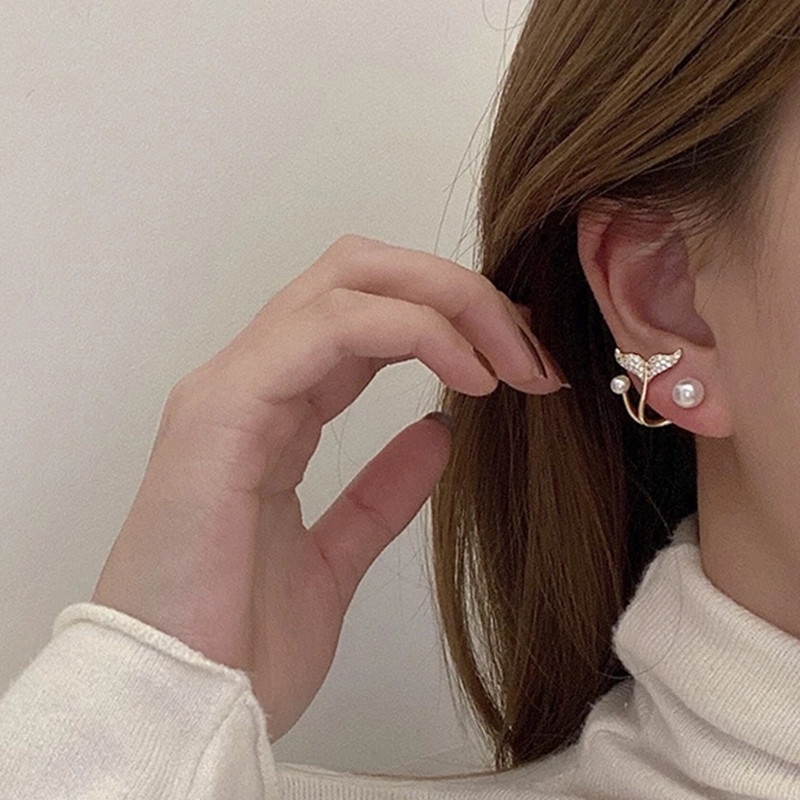 1 Đôi Bông Tai Hình Đuôi Cá Đính Đá Thời Trang Dành Cho Nữ