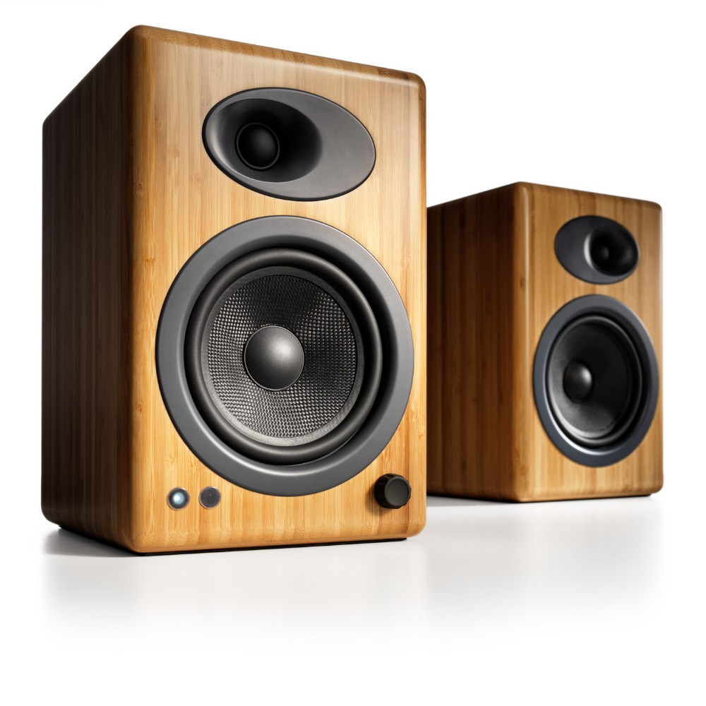 Loa Bookshelf AudioEngine A5+  , 2 màu trắng đen .