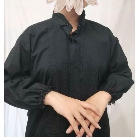 2Hands | Đầm sơ mi bá tước đen phối ren sang trọng