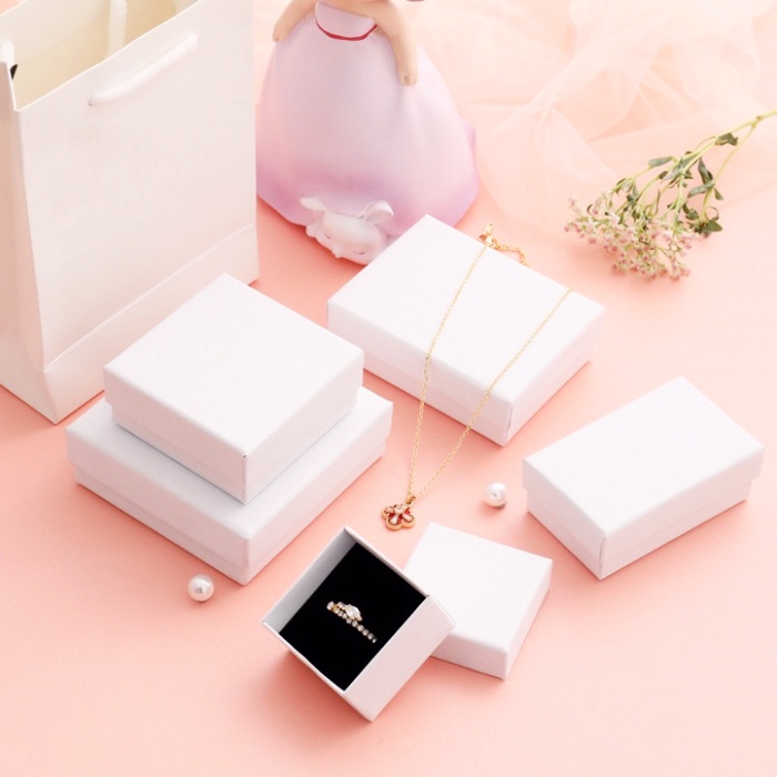 Hộp Đựng Trang Sức Chống Bụi Chất Lượng Cao In Họa Tiết Kẻ Sọc Phong Cách Hàn Quốc Thời Trang Chất Lượng Cao