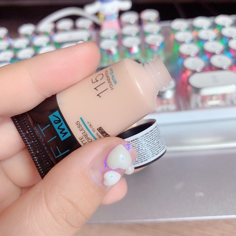 Kem Nền Maybelline Mịn Nhẹ Kiềm Dầu Chống Nắng Matte màu 115 | BigBuy360 - bigbuy360.vn