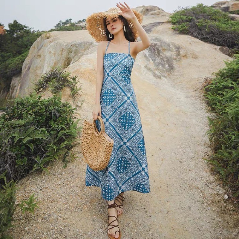 Váy vintage phong cách boho đi biển