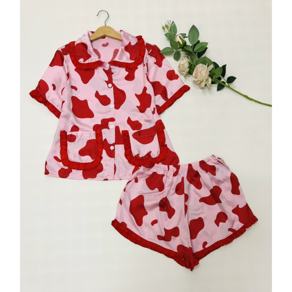 Đồ bộ nữ ALO_91 SHOP, Bộ pijama đùi satin bò sữa viền bèo siêu cưng (freesize 40_60kg)