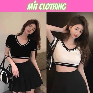 ÁO CROPTOP VIỀN KHÁC MÀU ĐEN TRẮNG