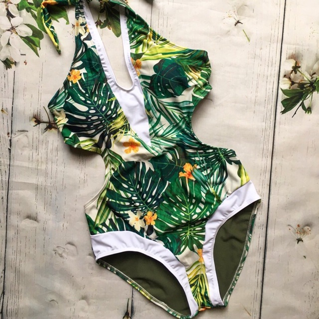 Bikini bộ bơi cut out xanh lá dễ thương