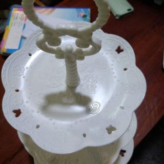 Đĩa nhựa tròn 3 tầng