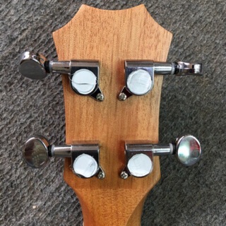 Khoá đàn ukulele