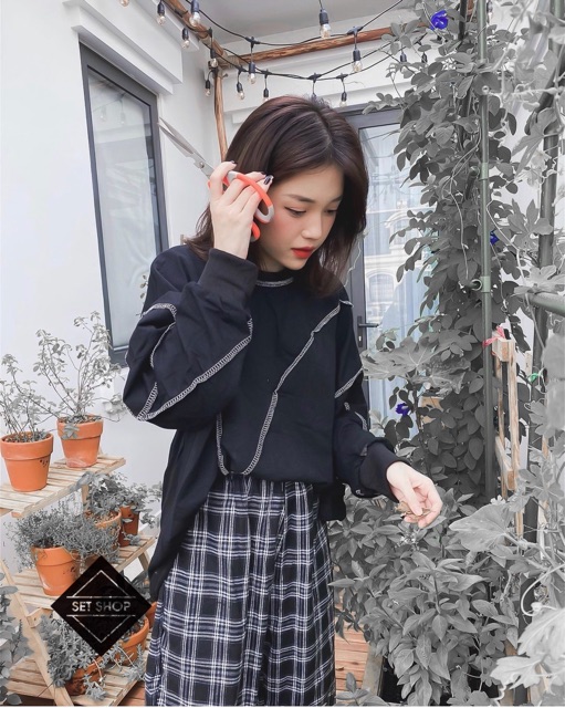 Quần kẻ caro nền đen kẻ trắng