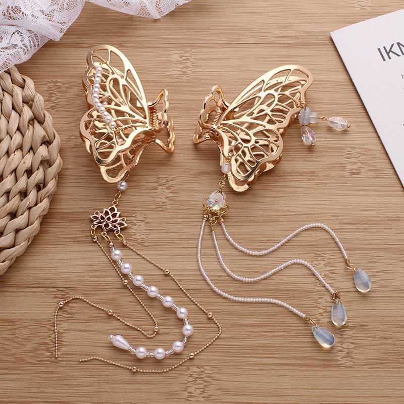 Kẹp tóc cánh bướm vàng thả hạt rơi tua rua phụ kiện xinh xắn độc đáo mẫu mới