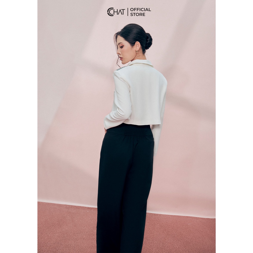 Áo Blazer Nữ 𝐂𝐂𝐇𝐀𝐓 Phối Vai Dáng Ngắn Chất Tuytsi Cao Cấp 22EHS8004ST
