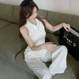 Áo croptop ba lỗ cổ bẻ Siêu đẹp (UN) 🤩
