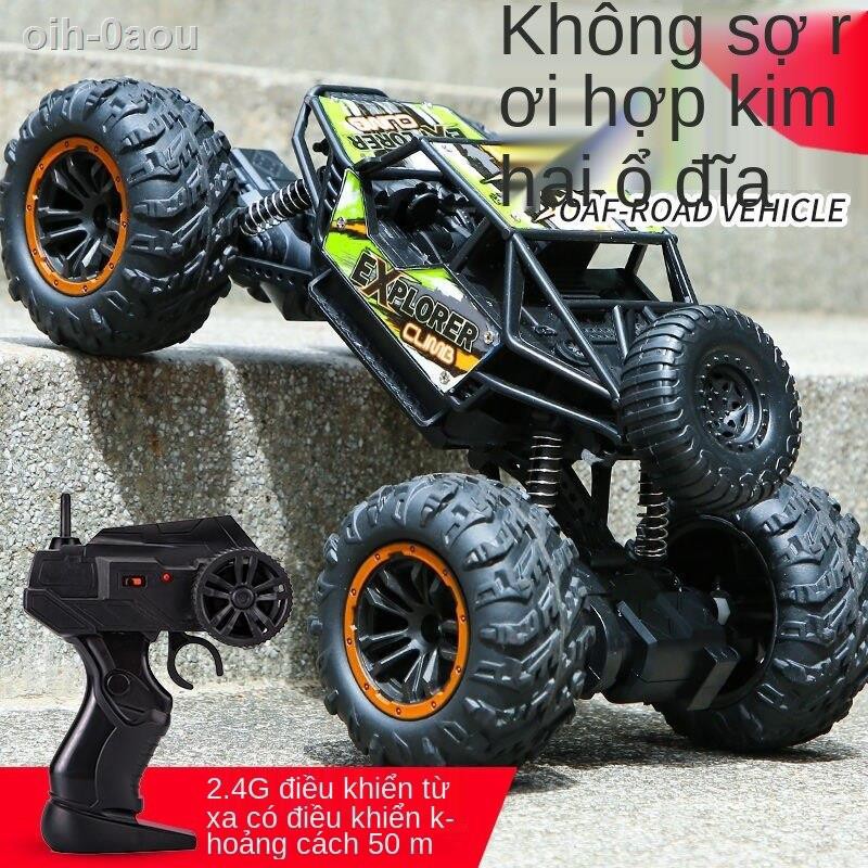 xe địa hình điều khiển từ xa bằng hợp kim 2.4G leo núi tốc độ cao sạc ô tô cho trẻ em Đồ chơi cậu bé đua lớn