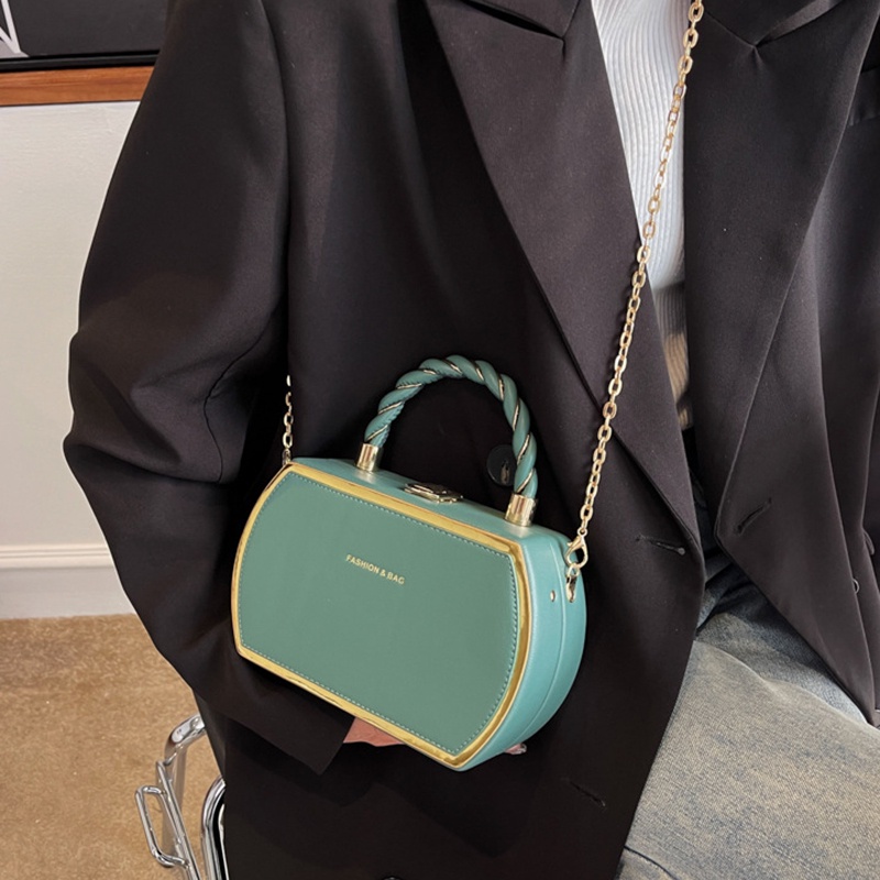 Túi đeo vai IELGY phong cách retro có dây xích cho nữ