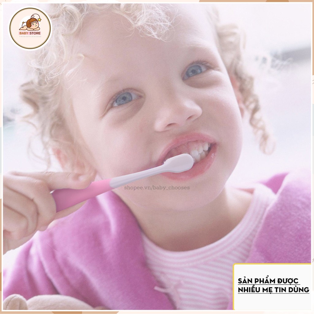 Bàn chải đánh răng cho bé được làm từ những sợi tơ siêu mềm không làm tổn thương nướu bé