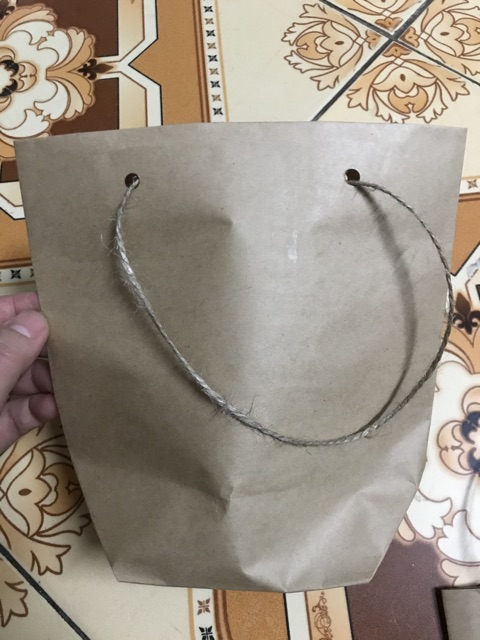 Combo 50 túi giấy xi măng có quai kích thước 17x20cm