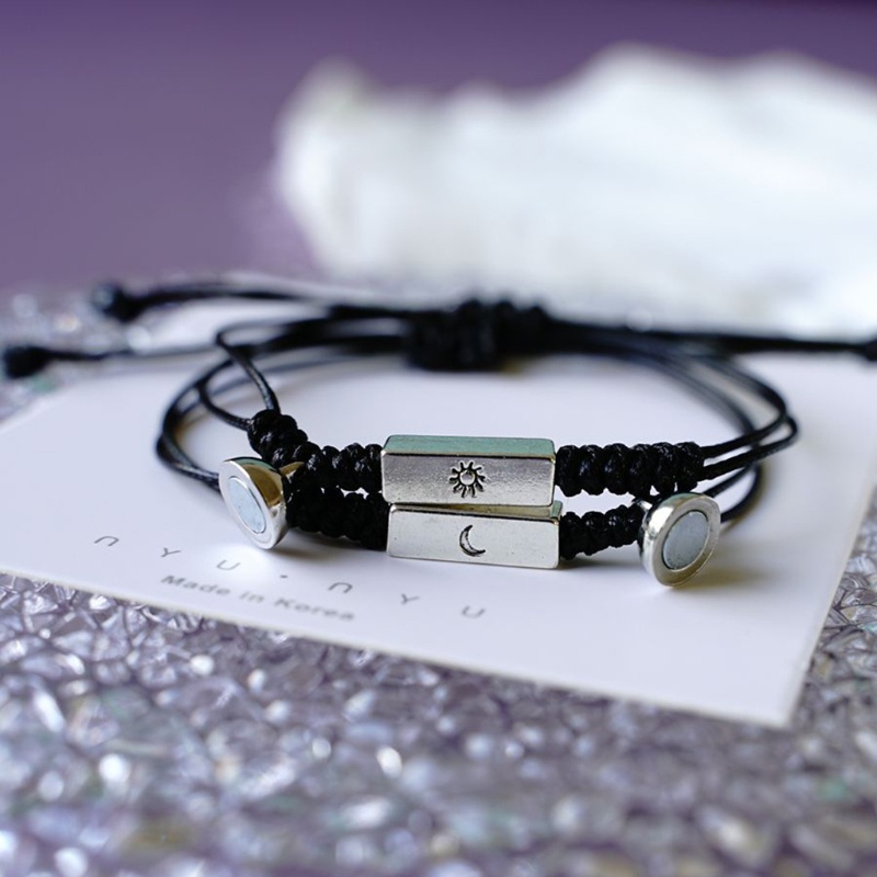 Blg Vòng Đeo Tay Nhỏ Nhắn Mặt Trăng Ngôi Sao Cá Tính Tươi Tắn