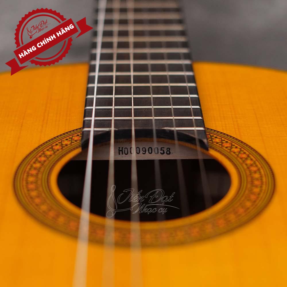 Đàn Guitar Classic Yamaha CG122MS Dòng Model Có Mặt Đàn Bằng Gỗ Nguyên Tấm, Chắc Chắn, Bền Đẹp Gia Điệu Cơ Bản Rõ Ràng