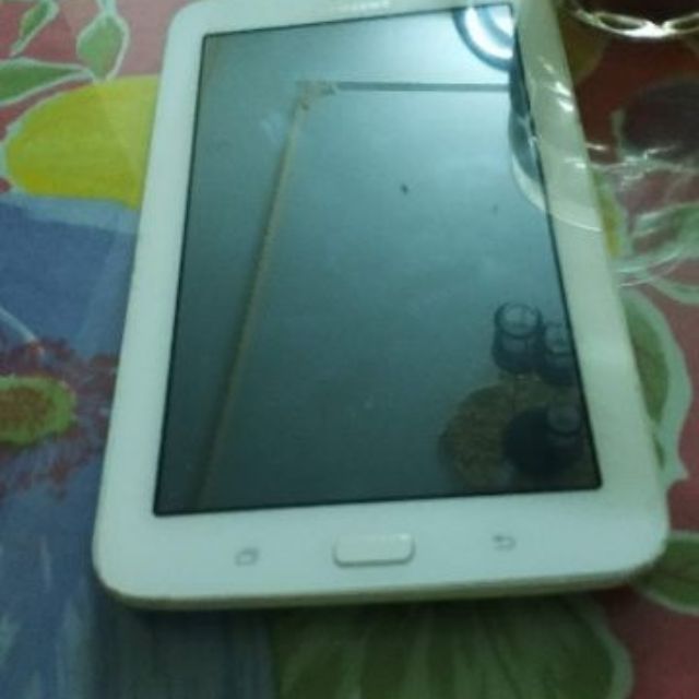 MÁY TÍNH BẢNG SAMSUNG  GALAXY TAB 3V CHÍNH HÃNG bị nứt kính giá rẻ | BigBuy360 - bigbuy360.vn
