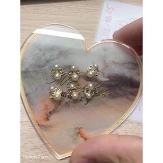 charm trang trí nail