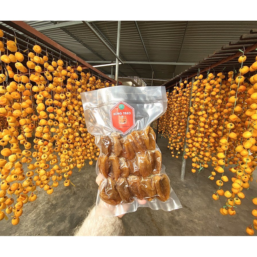 HỒNG TREO GIÓ ĐÀ LẠT 500GR NUTIFARM TREO SẤY GIÓ TỰ NHIÊN THEO CÔNG NGHỆ NHẬT BẢN